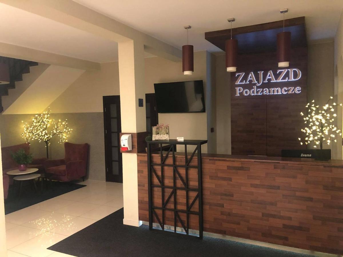 Zajazd Podzamcze オルクシュ エクステリア 写真